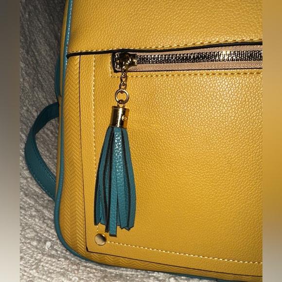 UEC MONTANA WEST Backpack Purse Anti-Theft Backpack with secured zipper & tassel - Picture 11 of 16